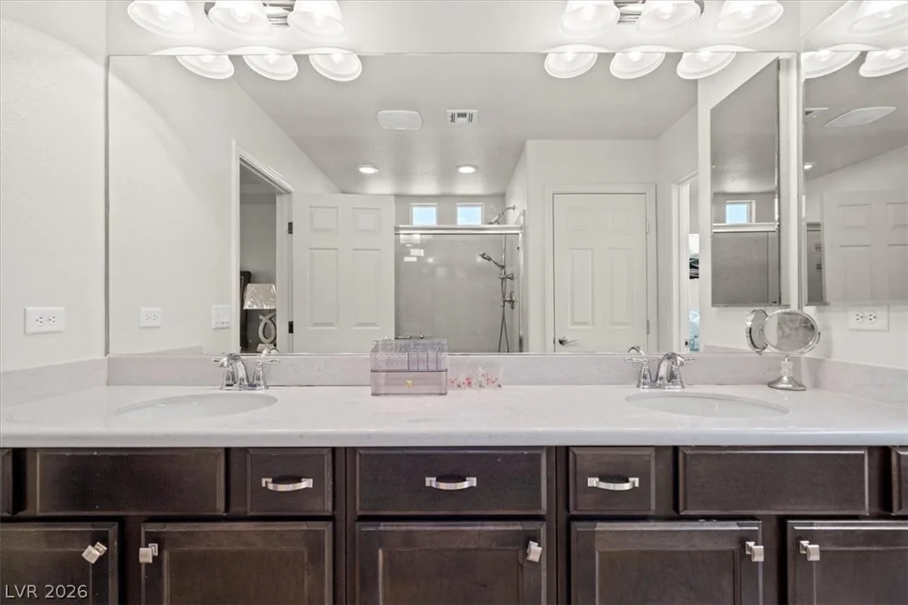 9833 Lone Canary, Las Vegas, NV 89141