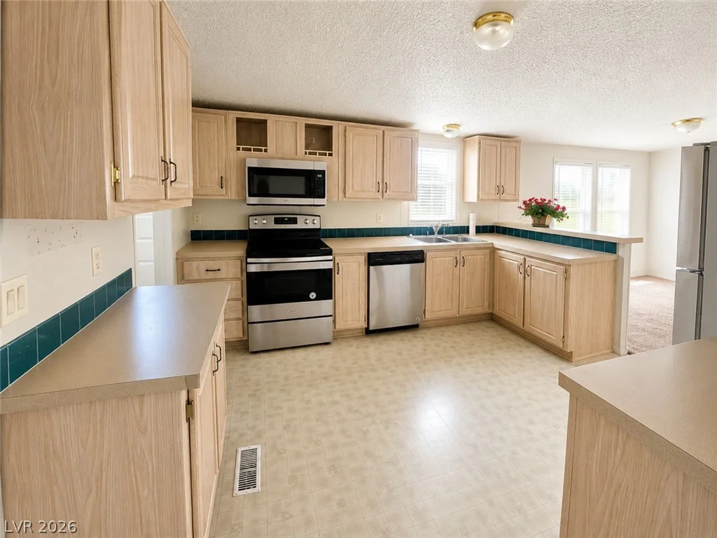 973 Bel Air, Indian Springs, NV 89018