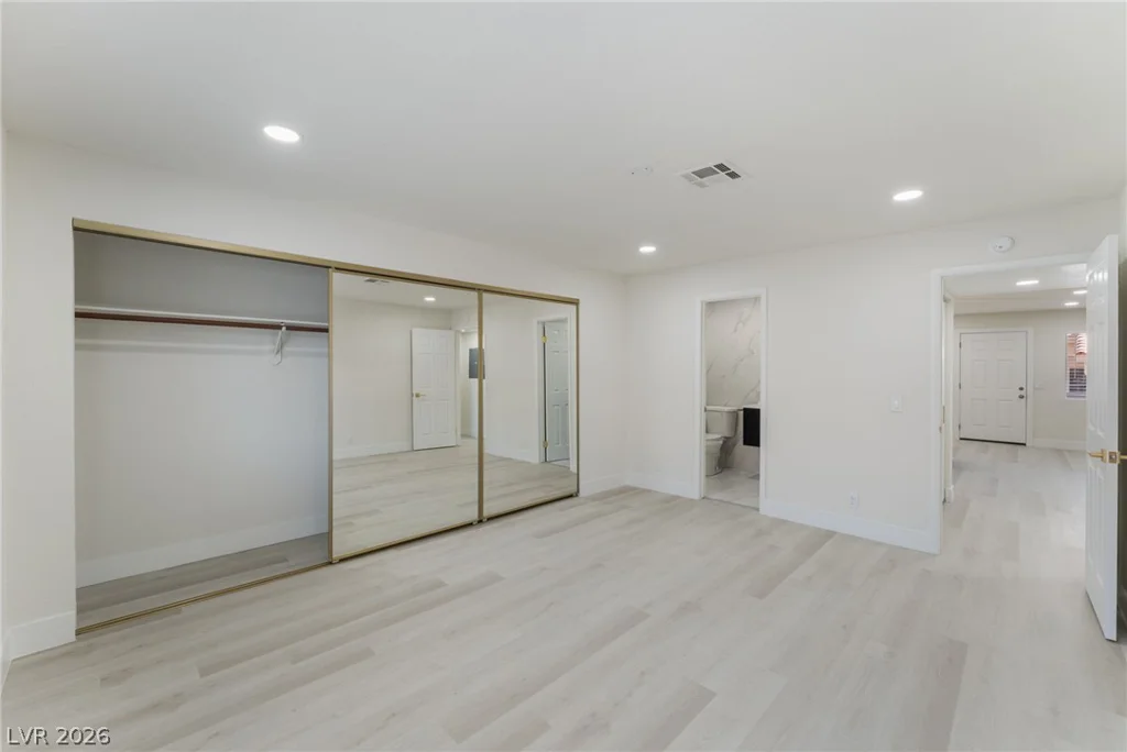 929 Sulphur Springs, Las Vegas, NV 89128
