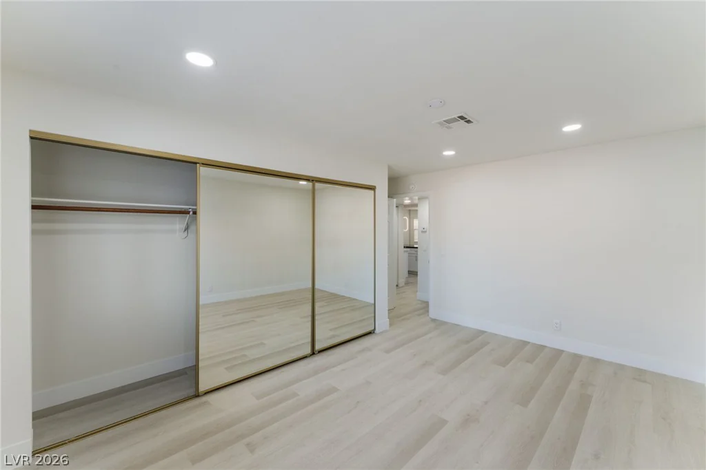 929 Sulphur Springs, Las Vegas, NV 89128