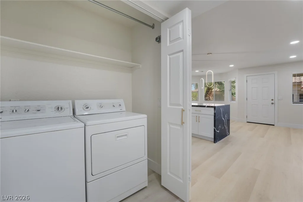 929 Sulphur Springs, Las Vegas, NV 89128