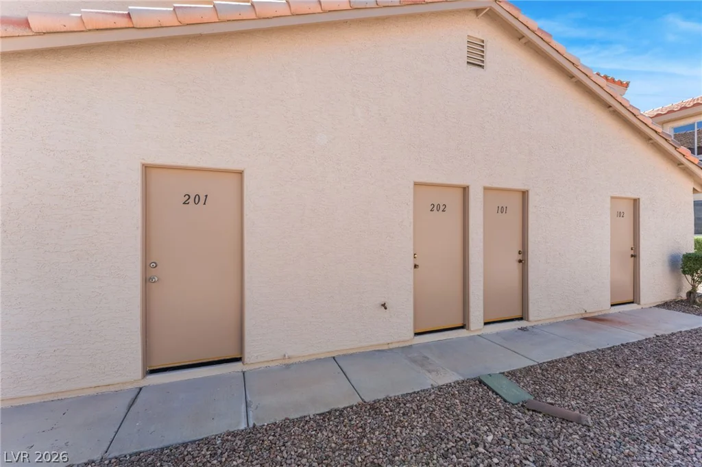 929 Sulphur Springs, Las Vegas, NV 89128