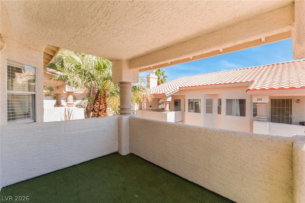 929 Sulphur Springs, Las Vegas, NV 89128
