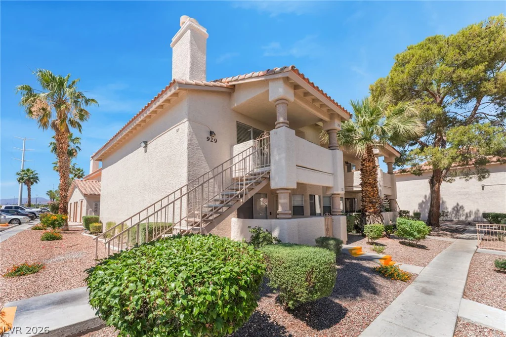 929 Sulphur Springs, Las Vegas, NV 89128