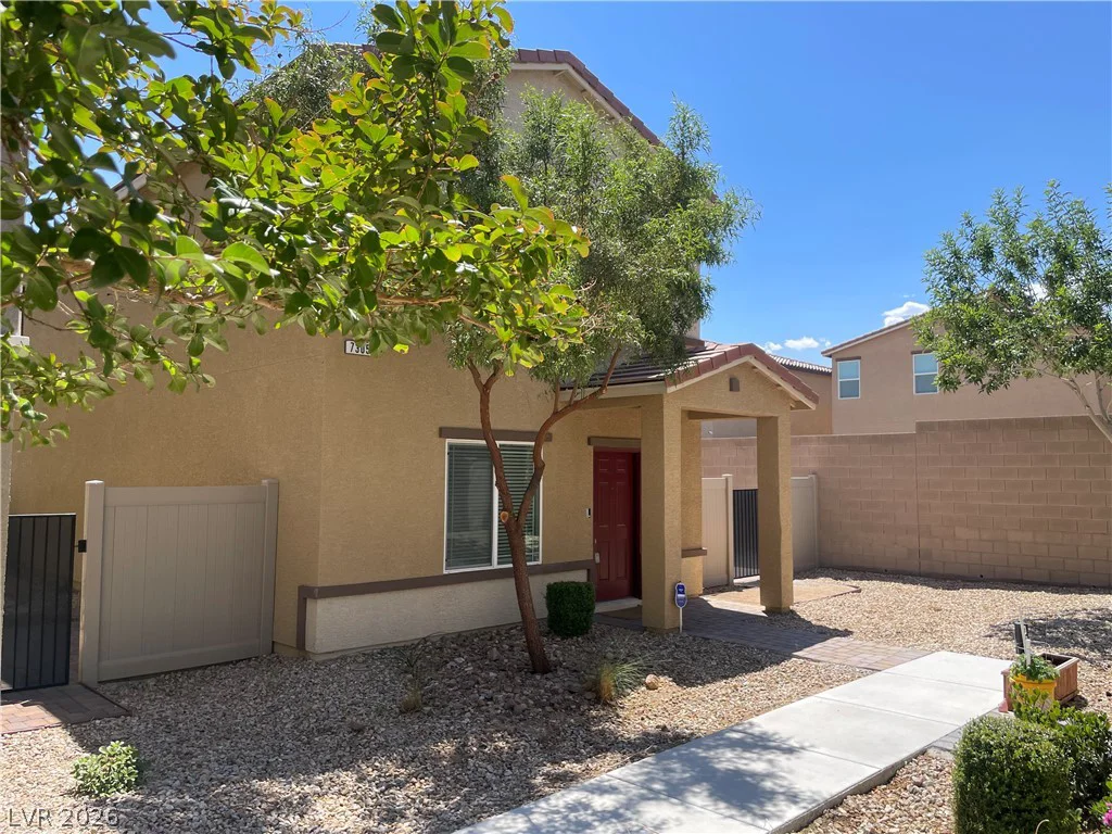 7305 Halo Falls, North Las Vegas, NV 89084