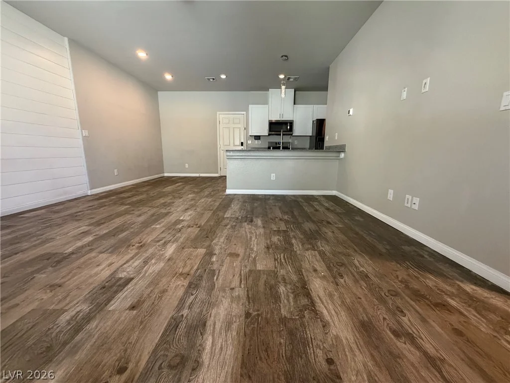 7305 Halo Falls, North Las Vegas, NV 89084