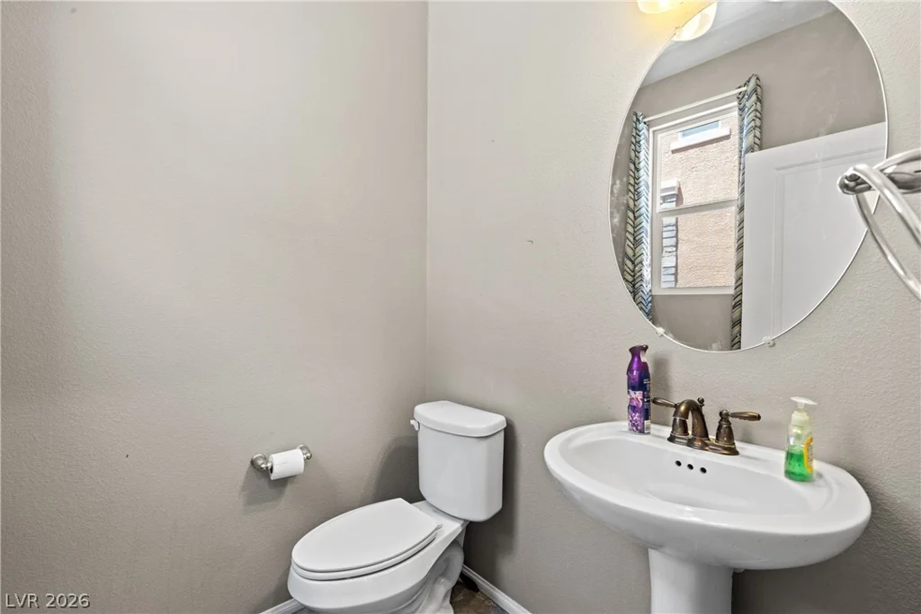 10925 Prudhoe Bay, Las Vegas, NV 89179