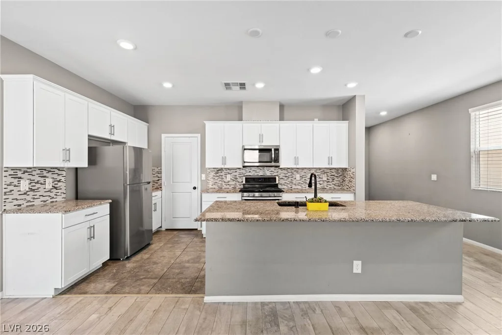 10925 Prudhoe Bay, Las Vegas, NV 89179