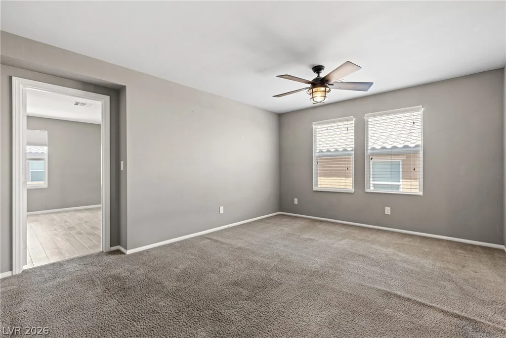 10925 Prudhoe Bay, Las Vegas, NV 89179