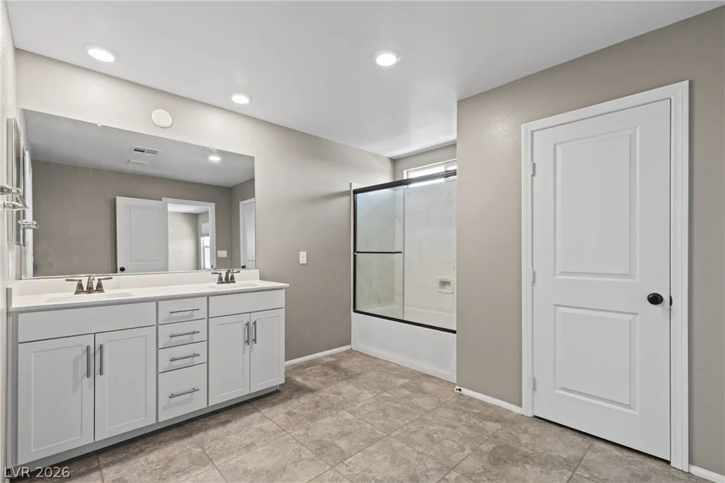 10925 Prudhoe Bay, Las Vegas, NV 89179