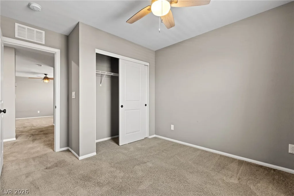 10925 Prudhoe Bay, Las Vegas, NV 89179