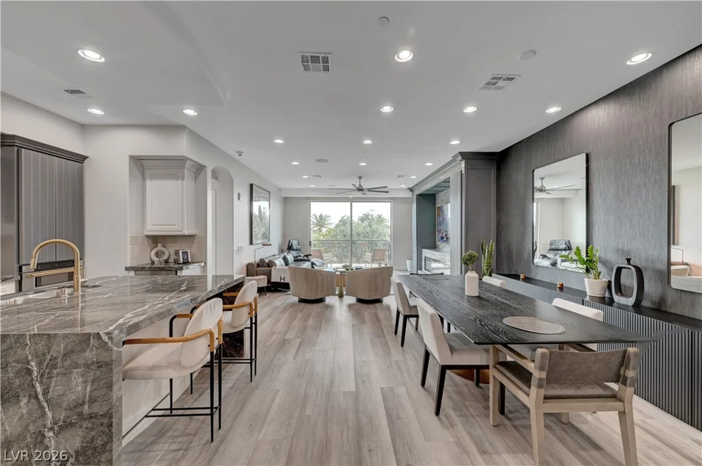 9101 Alta, Las Vegas, NV 89145