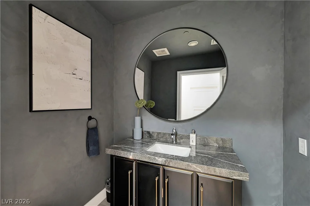 9101 Alta, Las Vegas, NV 89145