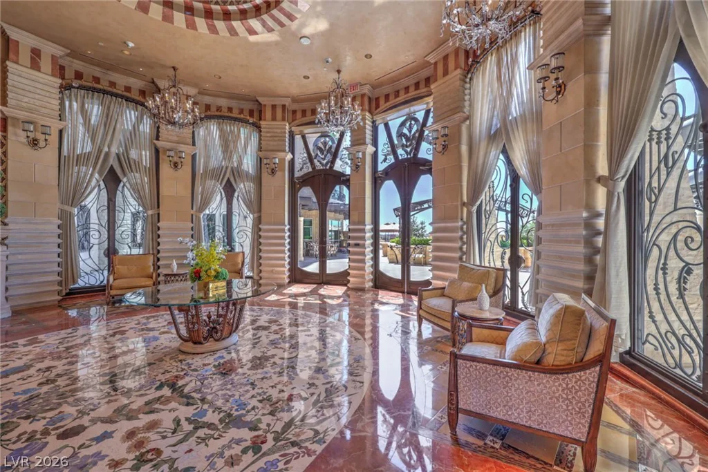 9101 Alta, Las Vegas, NV 89145
