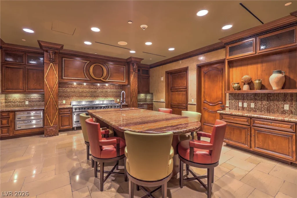 9101 Alta, Las Vegas, NV 89145