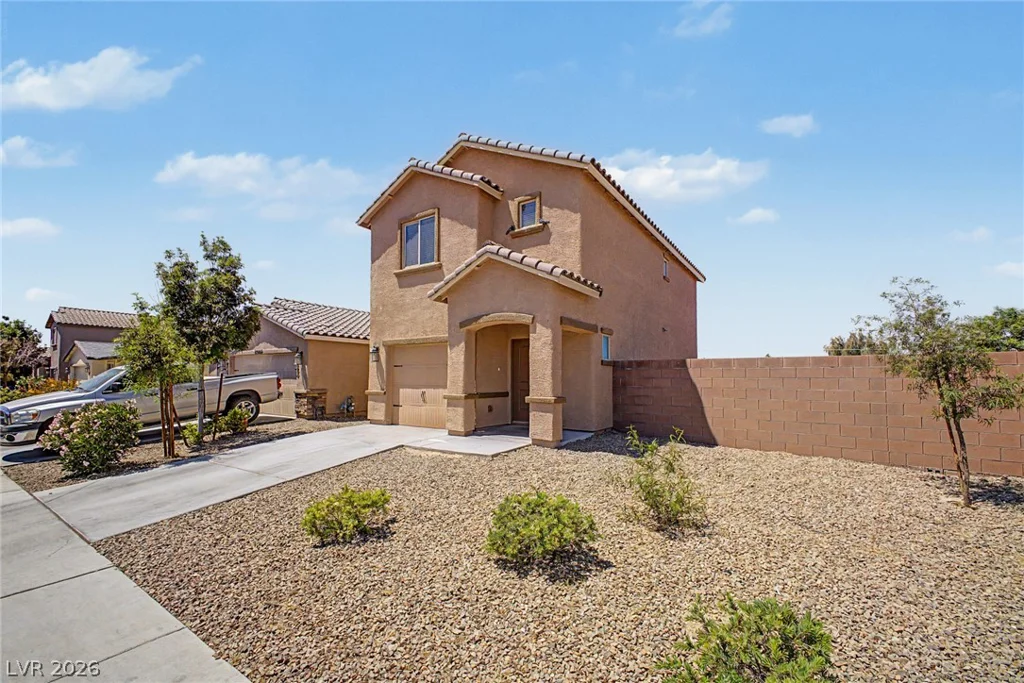 1883 Metamora, Las Vegas, NV 89115