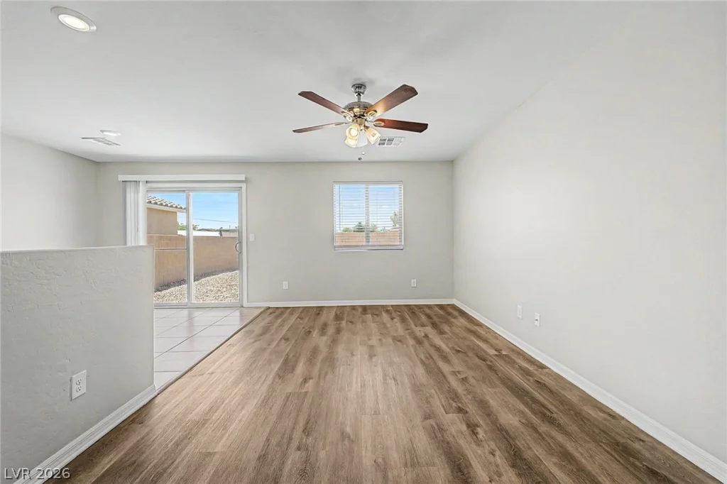 1883 Metamora, Las Vegas, NV 89115
