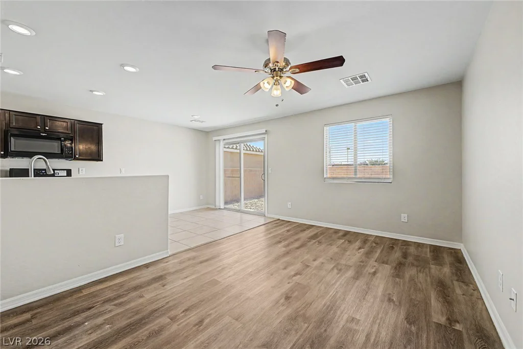 1883 Metamora, Las Vegas, NV 89115