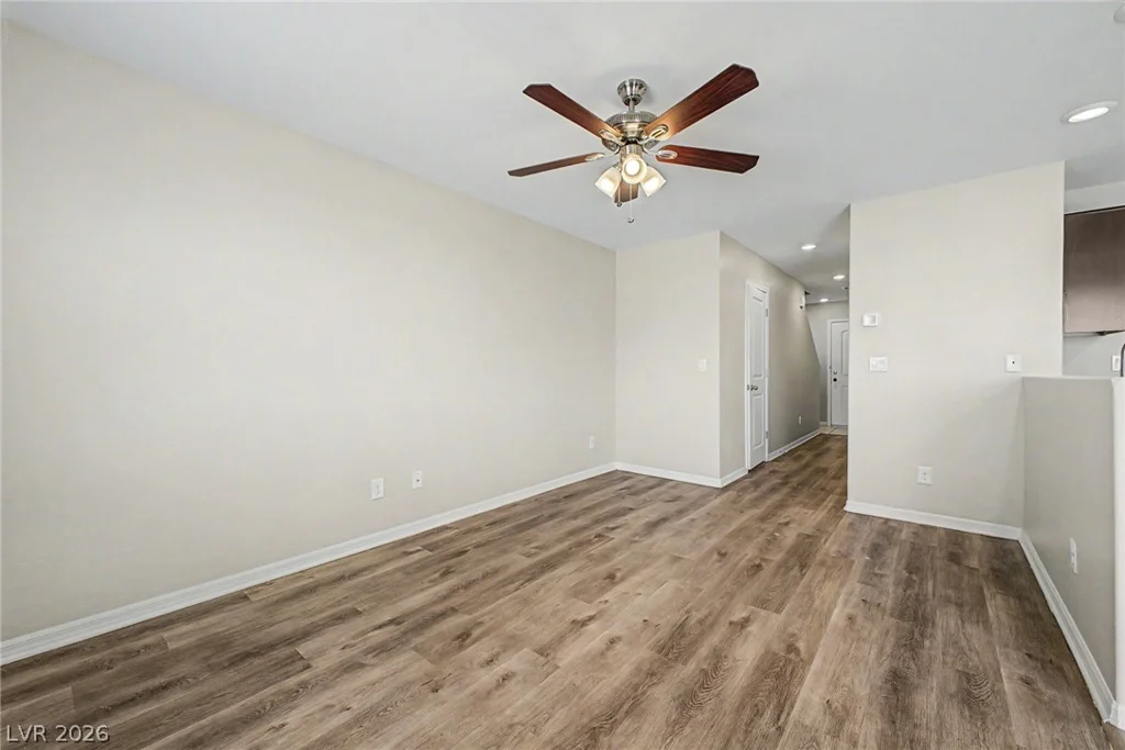 1883 Metamora, Las Vegas, NV 89115