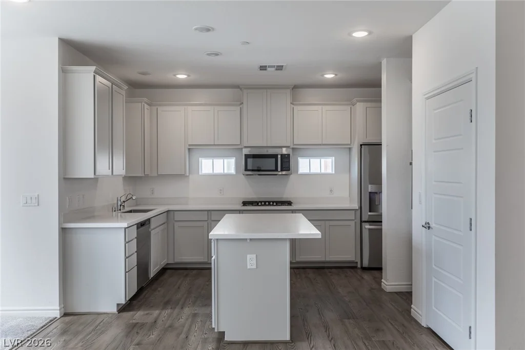 2555 Hampton, Henderson, NV 89052
