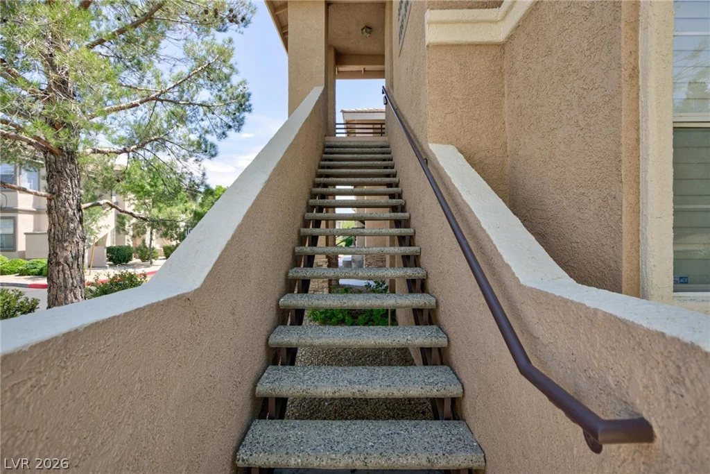 9901 Trailwood, Las Vegas, NV 89134