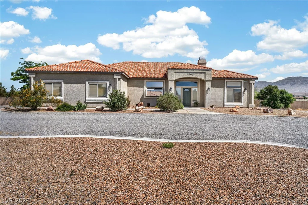 2240 Dandelion, Pahrump, NV 89048