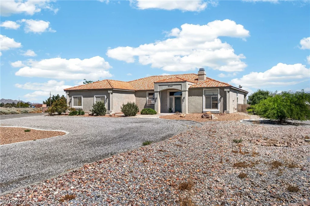 2240 Dandelion, Pahrump, NV 89048