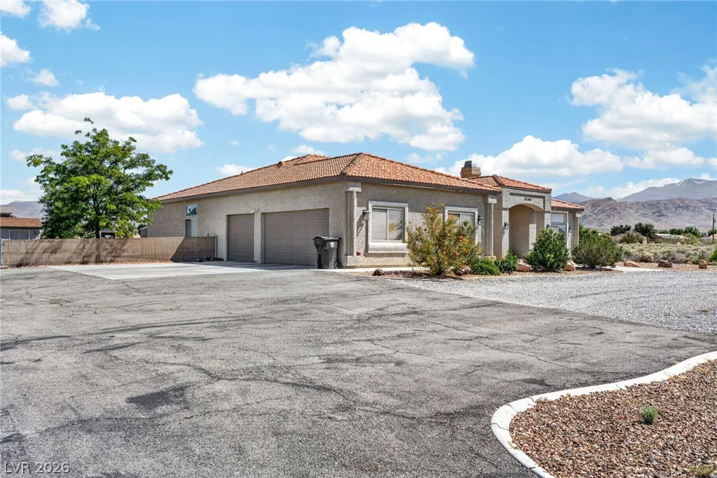 2240 Dandelion, Pahrump, NV 89048