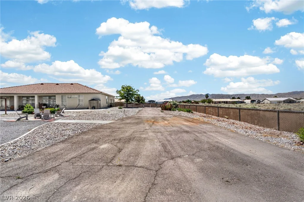 2240 Dandelion, Pahrump, NV 89048