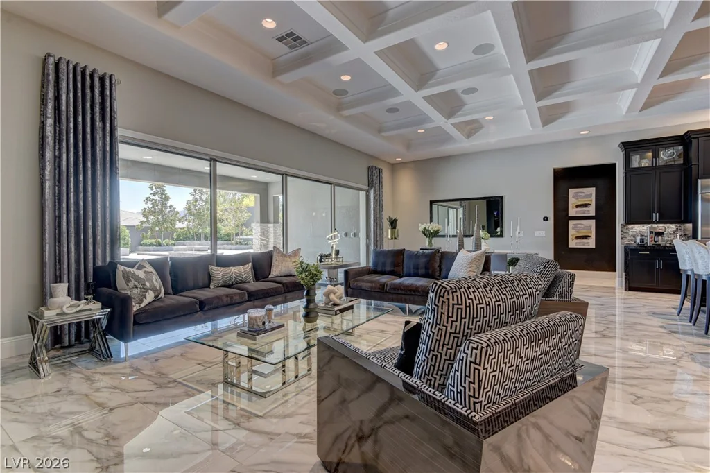 12439 Sky Bluff, Las Vegas, NV 89138