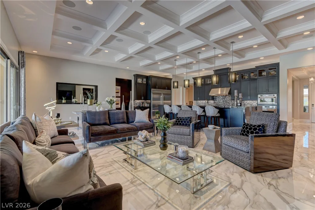 12439 Sky Bluff, Las Vegas, NV 89138