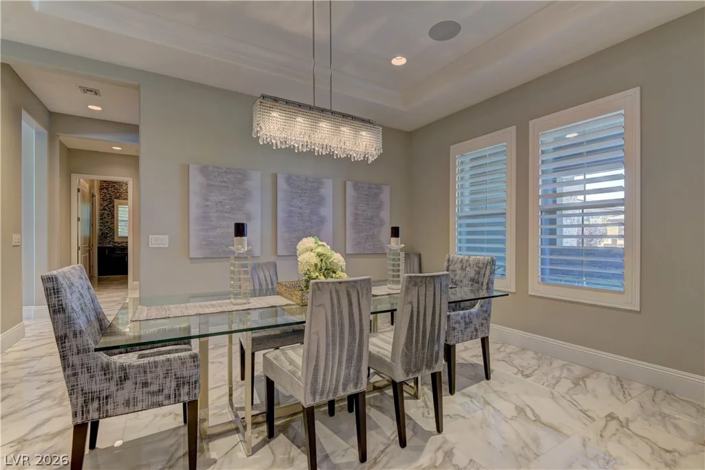 12439 Sky Bluff, Las Vegas, NV 89138