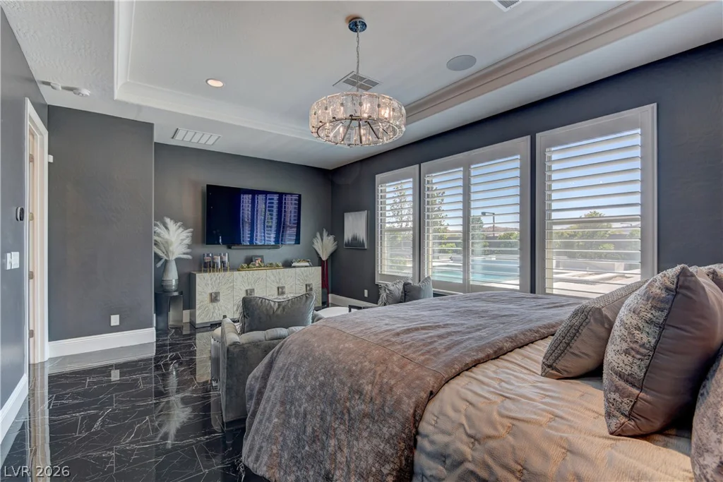 12439 Sky Bluff, Las Vegas, NV 89138