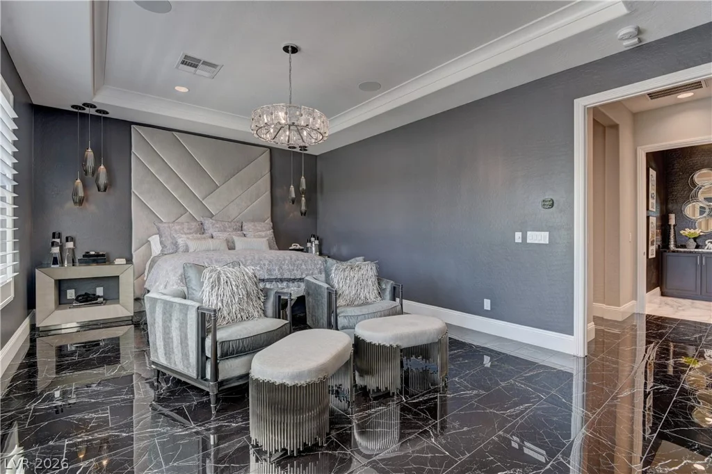 12439 Sky Bluff, Las Vegas, NV 89138