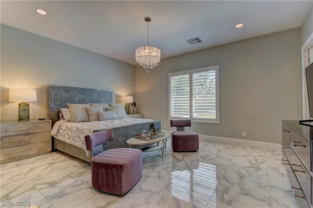 12439 Sky Bluff, Las Vegas, NV 89138
