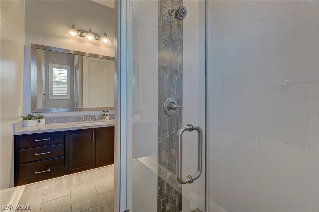 12439 Sky Bluff, Las Vegas, NV 89138