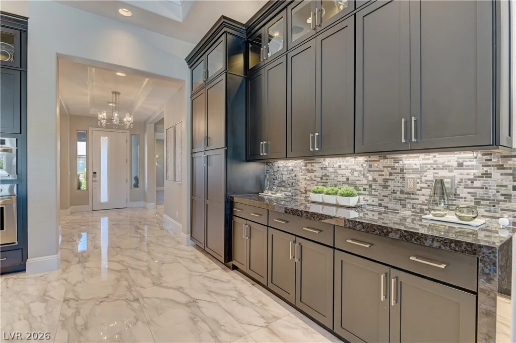 12439 Sky Bluff, Las Vegas, NV 89138