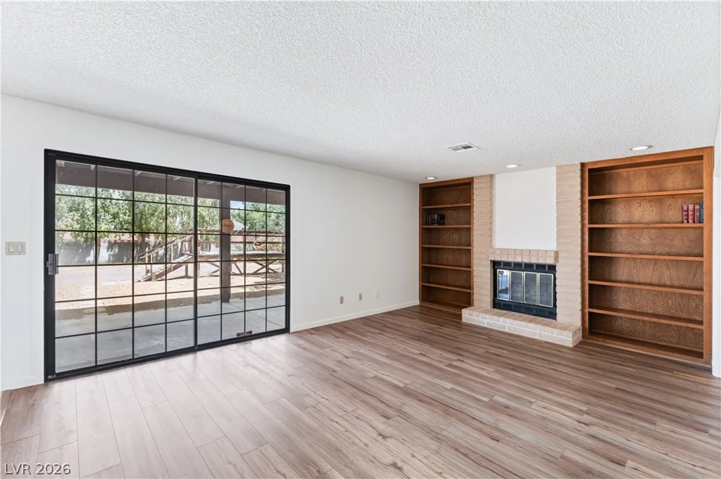 5916 Paseo Del Mar, Las Vegas, NV 89108