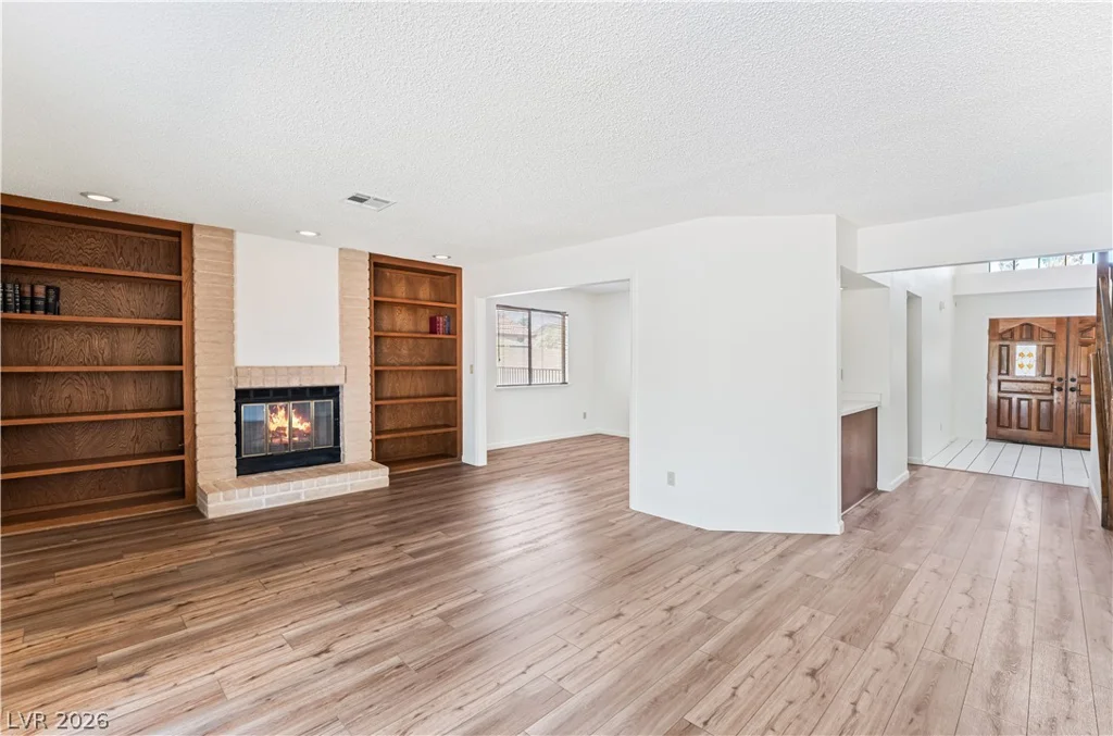5916 Paseo Del Mar, Las Vegas, NV 89108