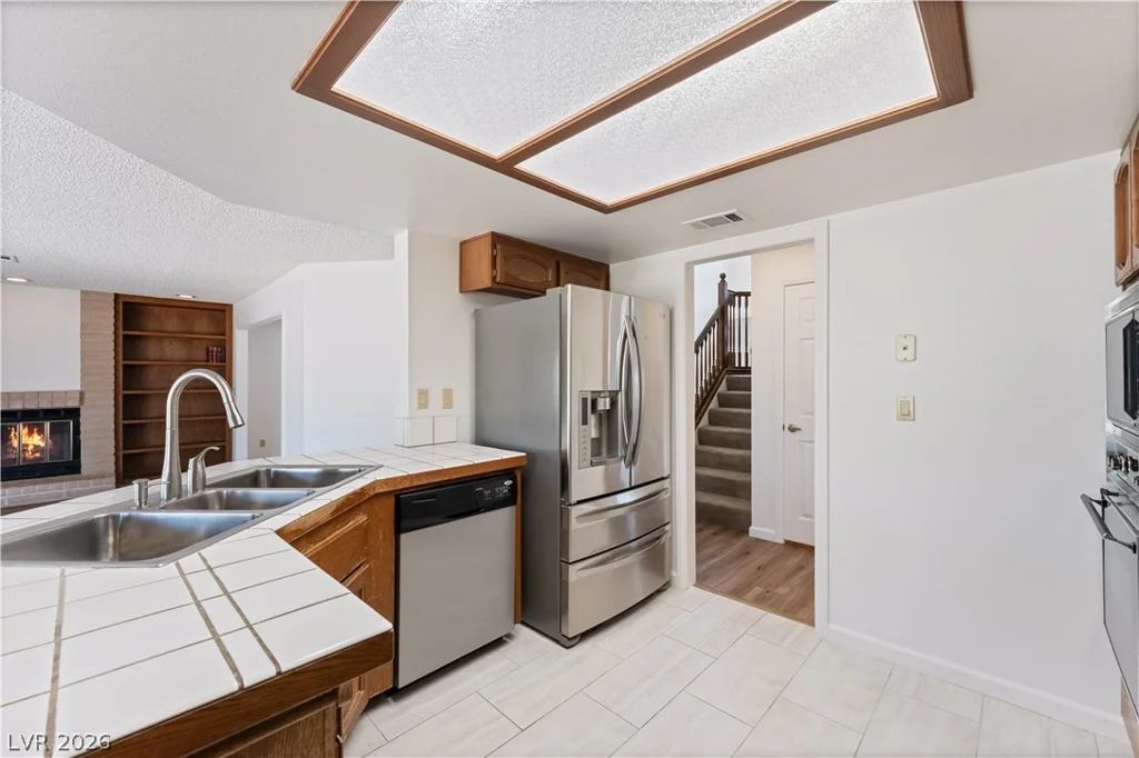 5916 Paseo Del Mar, Las Vegas, NV 89108