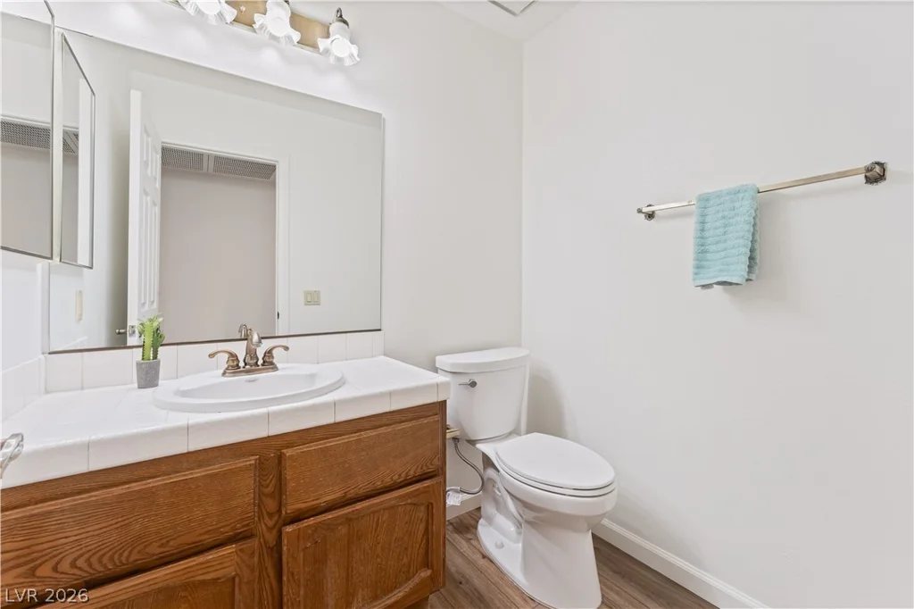 5916 Paseo Del Mar, Las Vegas, NV 89108