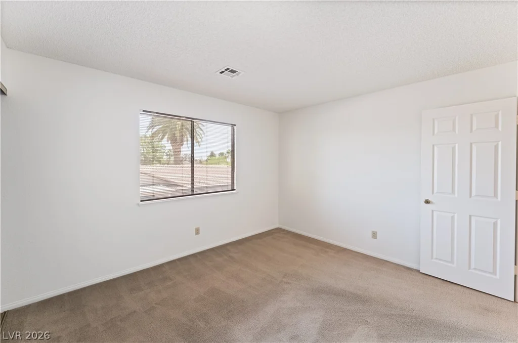 5916 Paseo Del Mar, Las Vegas, NV 89108