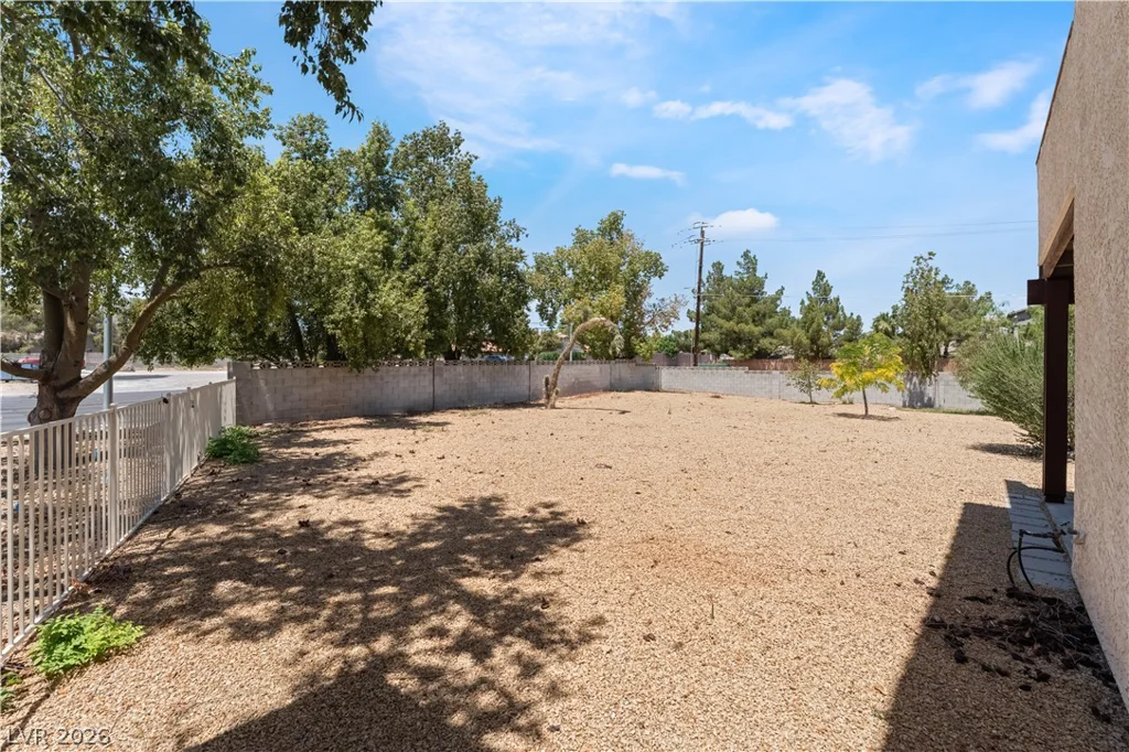 5916 Paseo Del Mar, Las Vegas, NV 89108