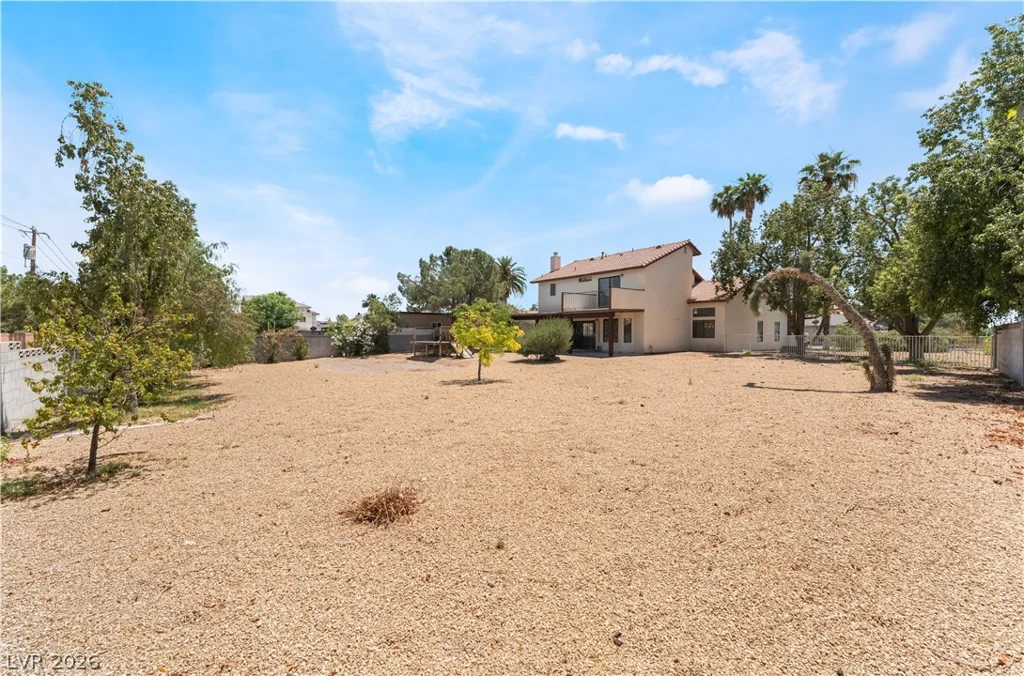 5916 Paseo Del Mar, Las Vegas, NV 89108