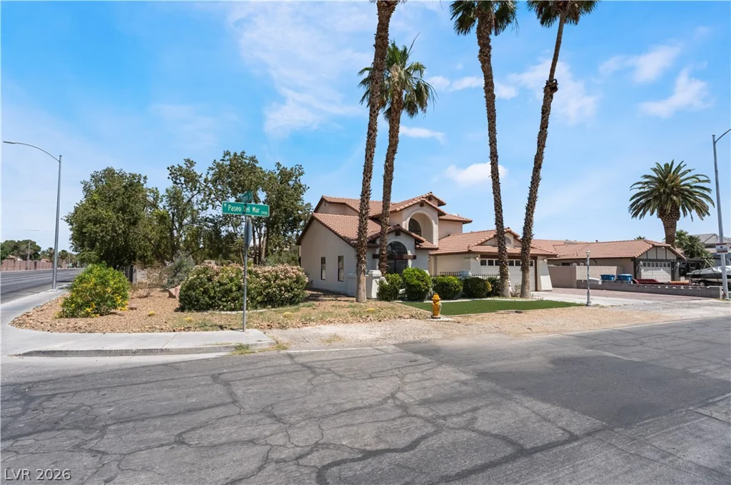 5916 Paseo Del Mar, Las Vegas, NV 89108