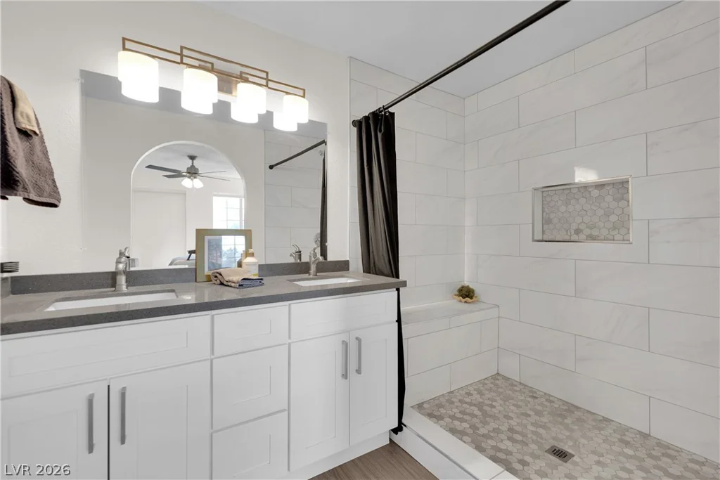 2200 Fort Apache, Las Vegas, NV 89117