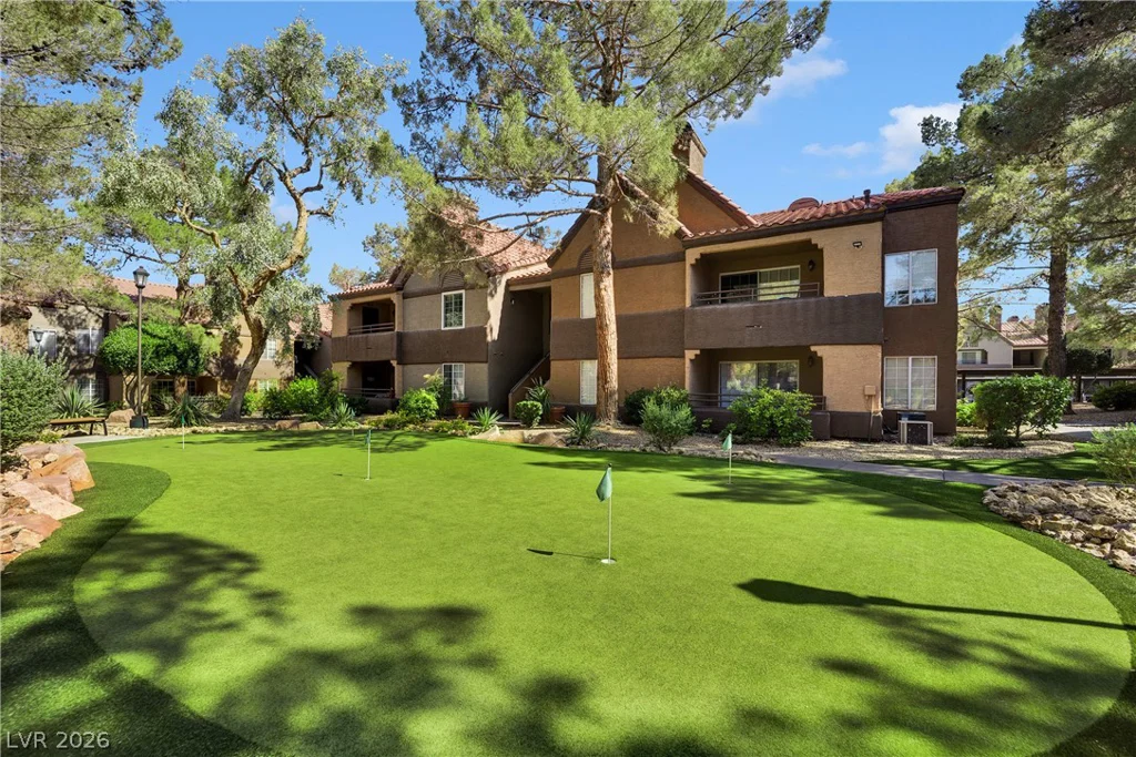 2200 Fort Apache, Las Vegas, NV 89117