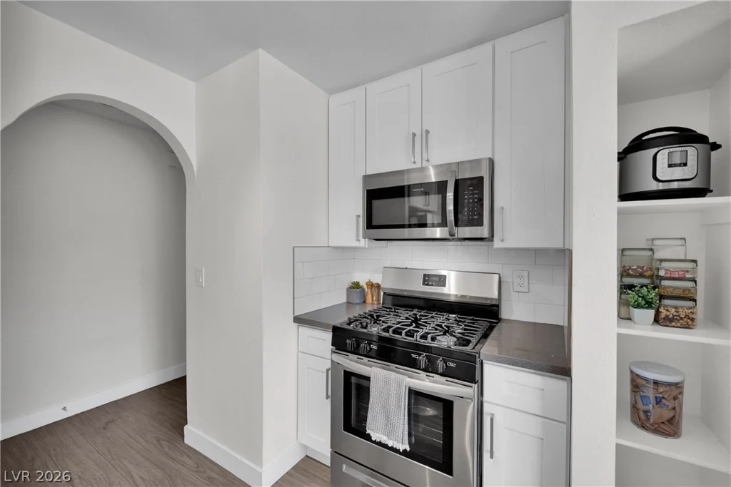 2200 Fort Apache, Las Vegas, NV 89117