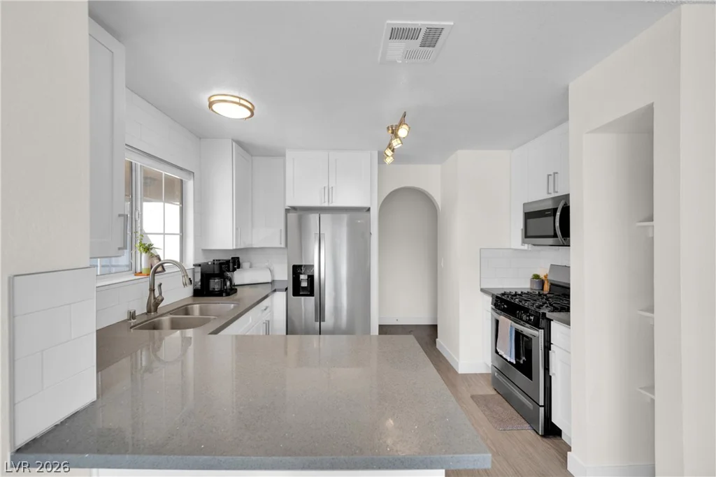 2200 Fort Apache, Las Vegas, NV 89117