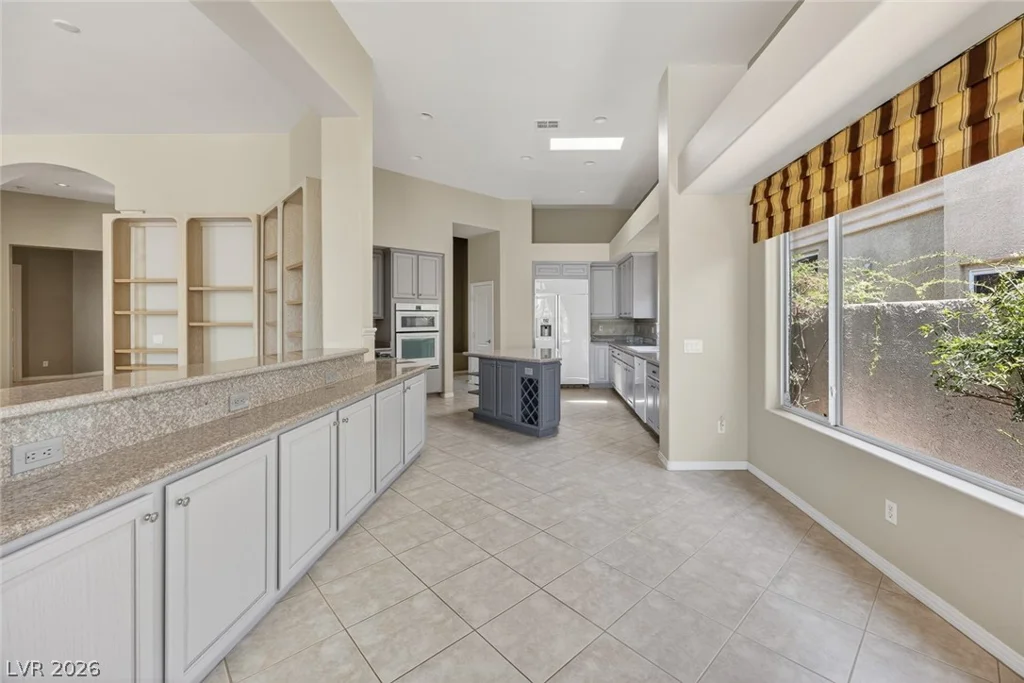 9437 Canyon Mesa, Las Vegas, NV 89144